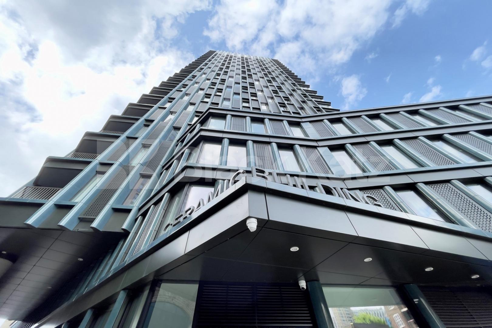 595 Sq. Ft. of living & entertaining space concierge & gym facilities The Ceramic Building - Newington Causeway , Borough